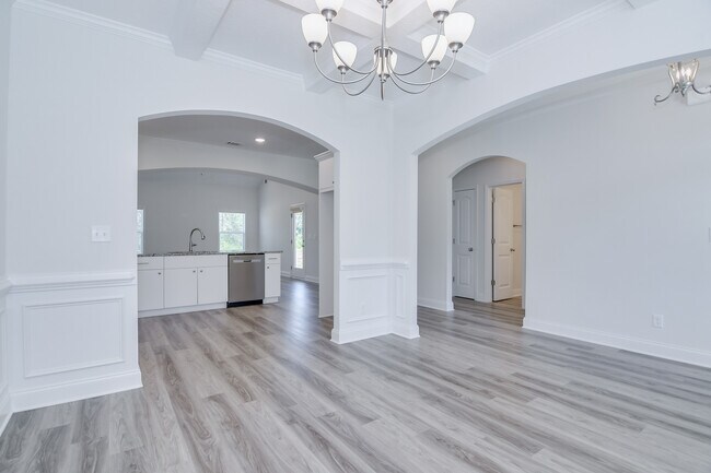 Building Photo - 326 Agape Ln