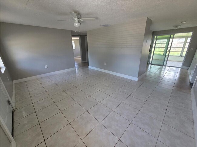 Building Photo - 4616 Irene Loop