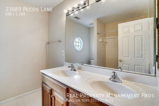 Building Photo - 23089 Pecos Ln