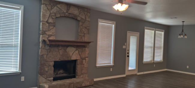 Building Photo - 5704 Siltstone Loop