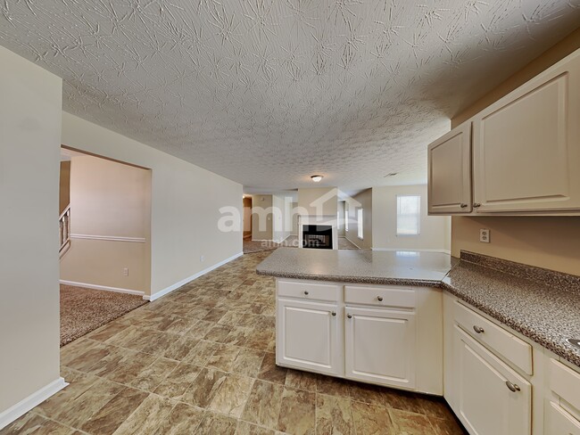 Building Photo - 1140 Ivey Lane