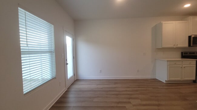 Building Photo - $500 off one month!! Section 8 Welcome!! "Chic Comfort Awaits: 3-Bedroom Haven with Granite Elega...