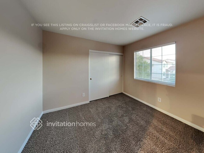 Building Photo - 280 Bella Calabria Ave