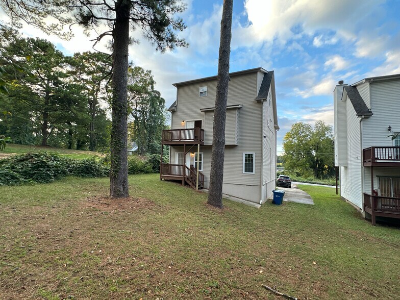 Building Photo - Room in Single Family Home on Etheridge Dr NW
