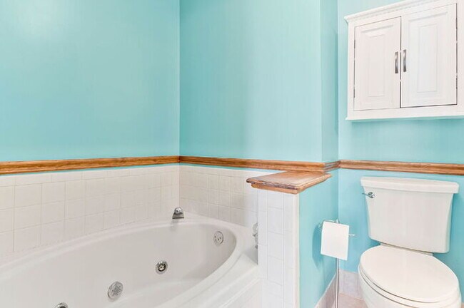 Building Photo - AVAILABLE NOW – $3,000/MONTH – ALL UTILITIES + LAWN SERVICE + POOL SERVICE INCLUDED!