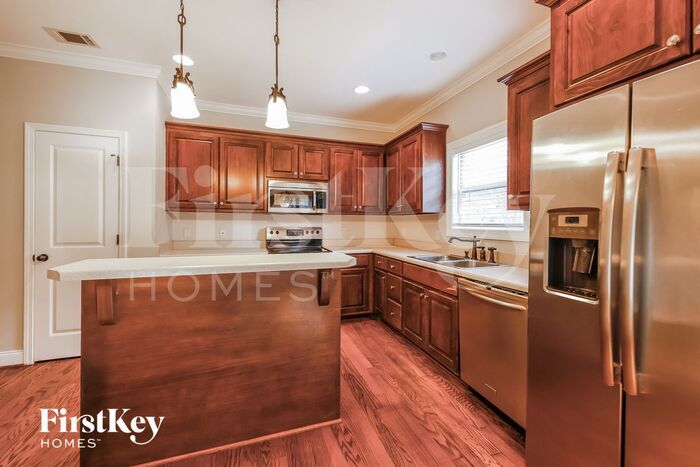 Building Photo - 934 Brookstone Pl