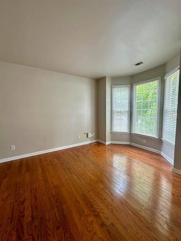 Building Photo - 1023 Tanners Point Dr