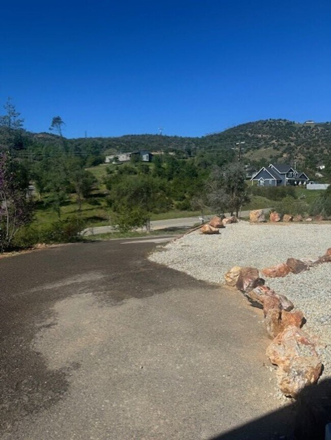 Building Photo - Newly Built Home Near Salt Creek Trail Move in Ready