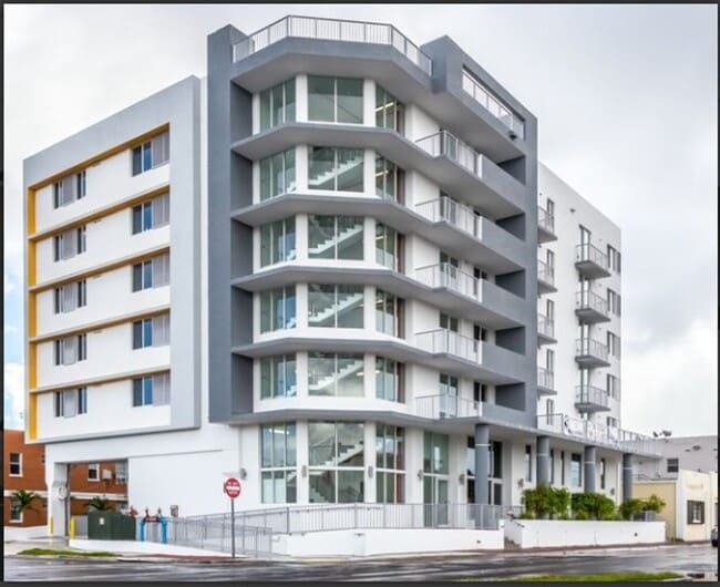 Interior Photo - 401 SW 17 th Ave, Miami, 33135