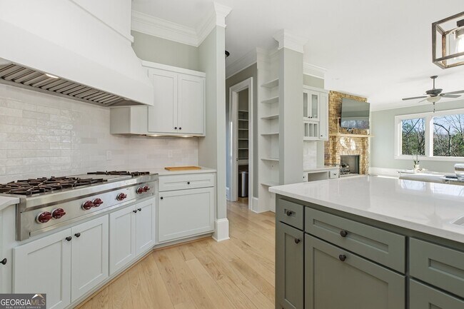 Building Photo - 6225 Random Winds Bluff