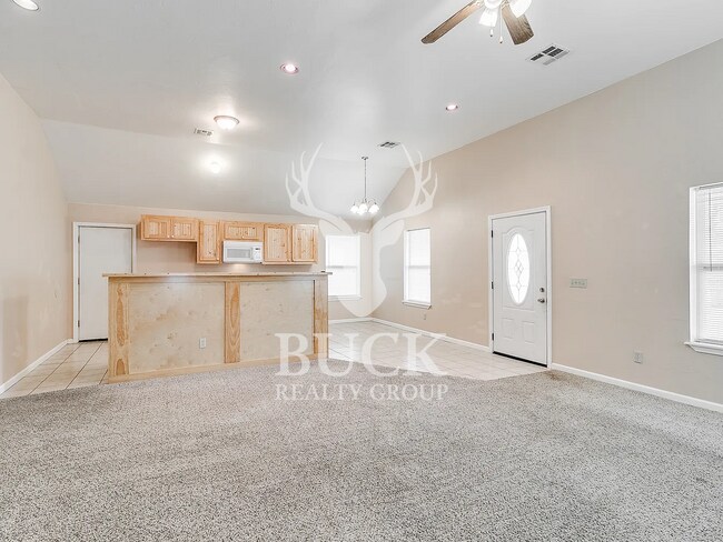 Building Photo - 1201 Stansell Dr