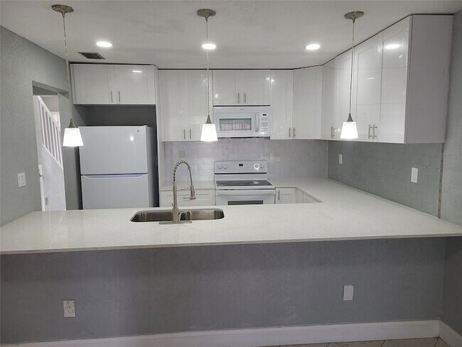 Building Photo - 2775 NW 194th Terrace