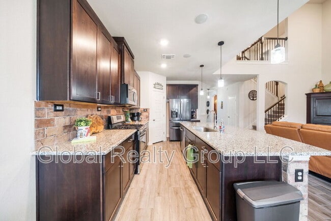 Building Photo - 5112 Arrow Rdg