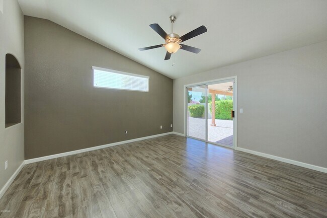 Building Photo - 8517 W Caribbean Ln