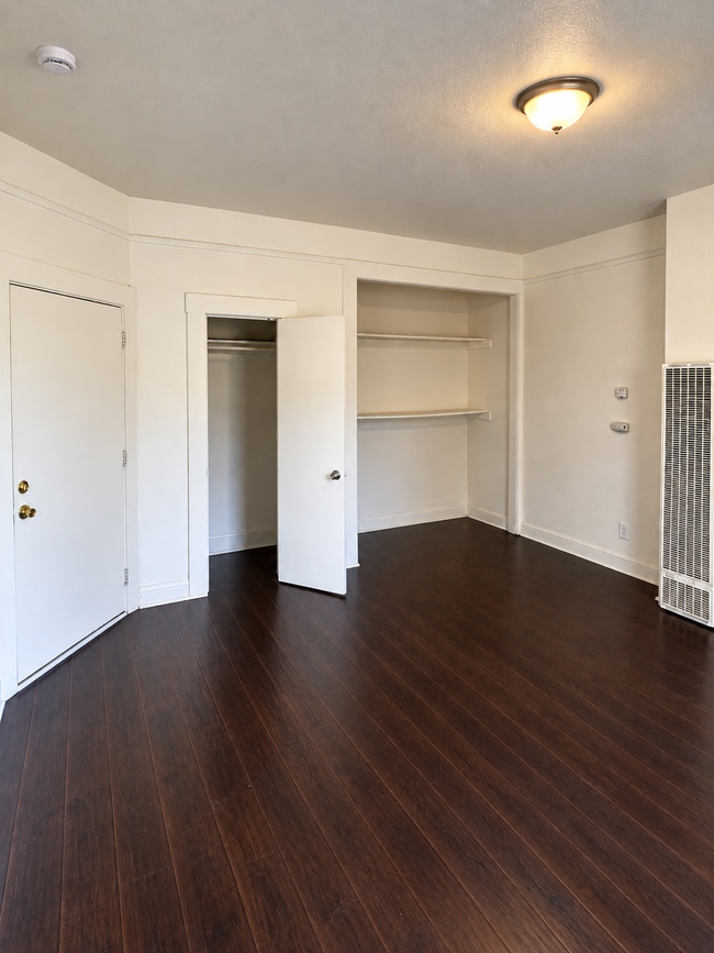 Building Photo - 2625 Merced St