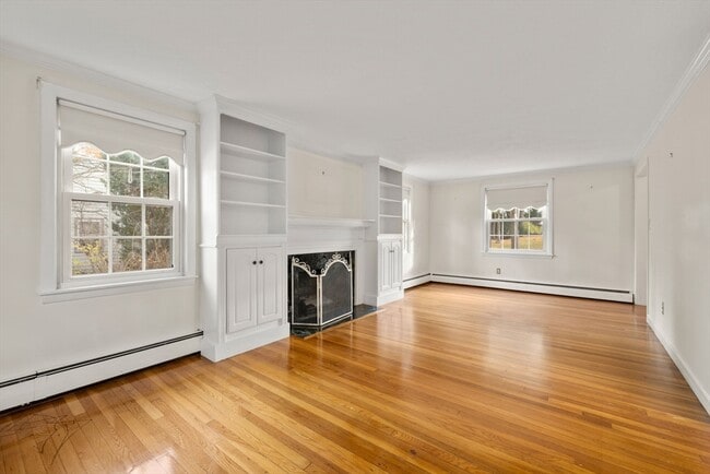 Building Photo - 39 Harland Rd