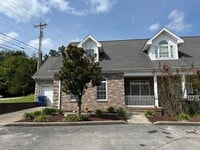 Building Photo - 11 Margaret Rose Ln