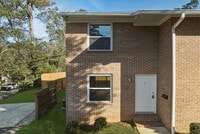 Building Photo - 413 E 7th Ave