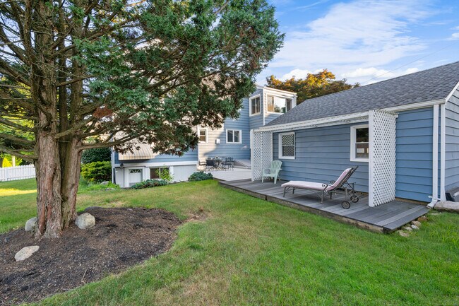 Building Photo - 228-230 Jennings Rd