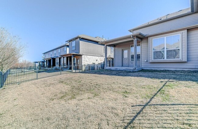 Building Photo - 414 Epiphany Ln