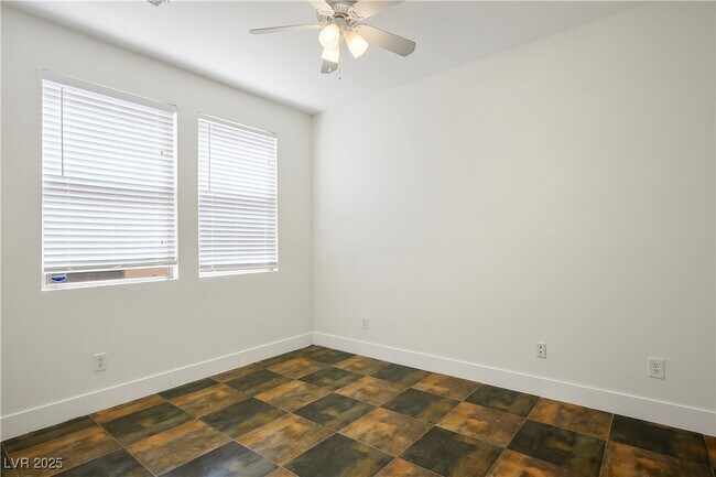 Building Photo - 10506 Calico Pines Ave