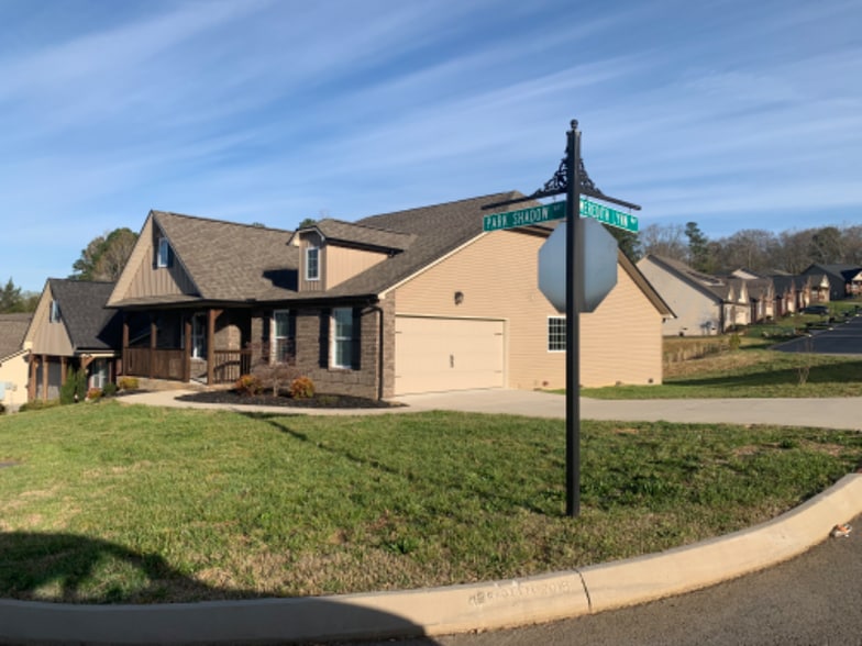 Building Photo - 3601 Meredith Lynn Wy