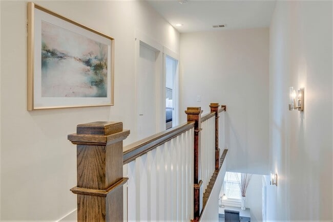 Building Photo - 601 Ries Ave