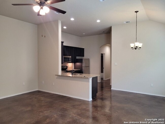 Building Photo - Modern Luxury Duplex in Seguin!