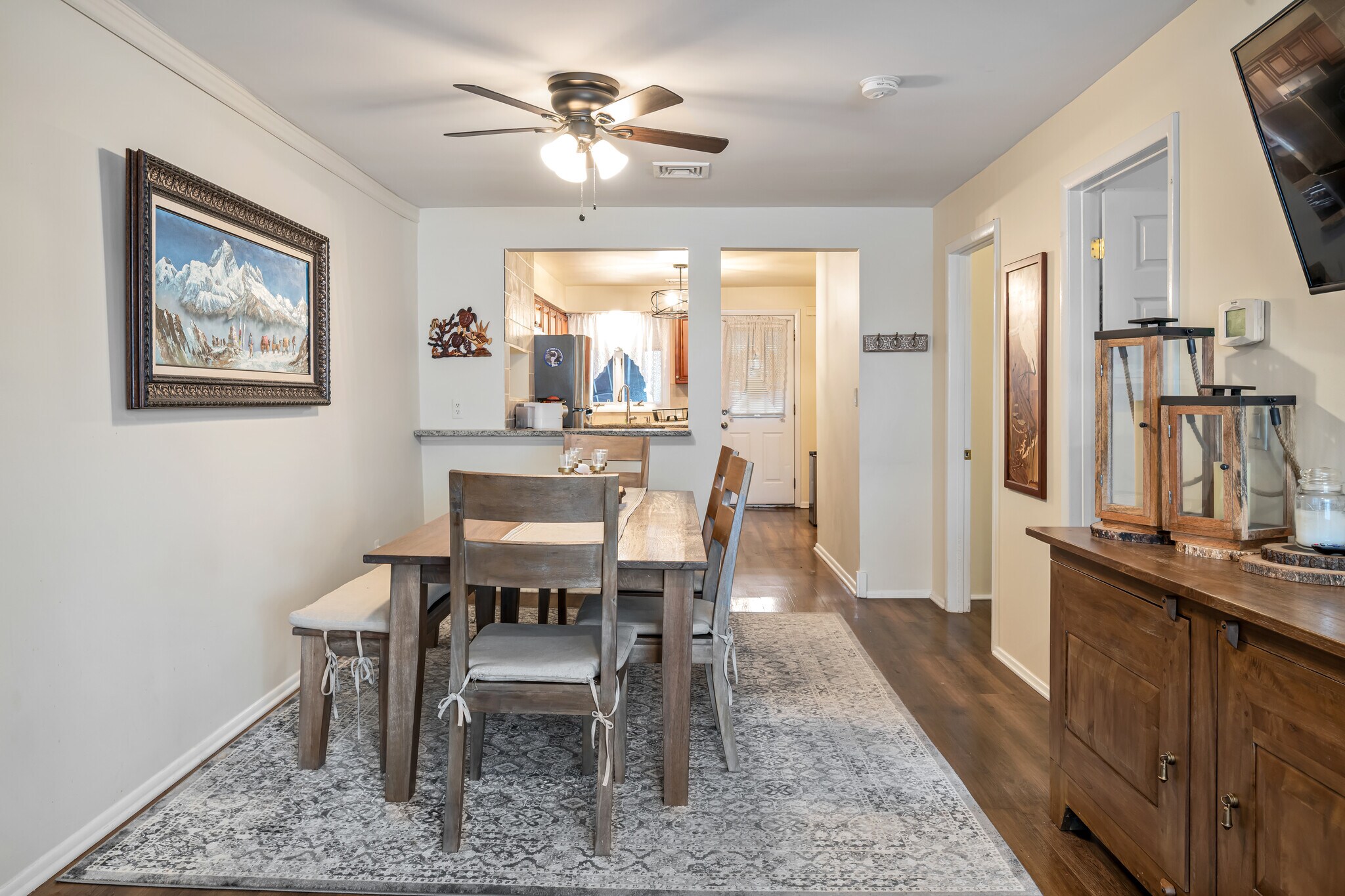 DR another view - 281 Bloomfield Ave