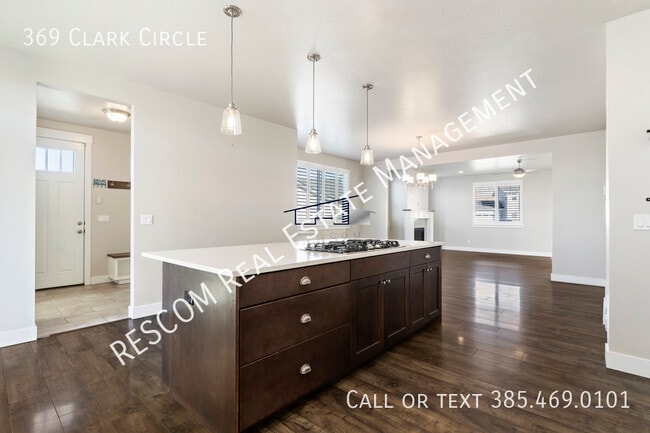 Building Photo - 369 Clark Cir