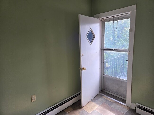 Building Photo - 3301 E Northern Pkwy