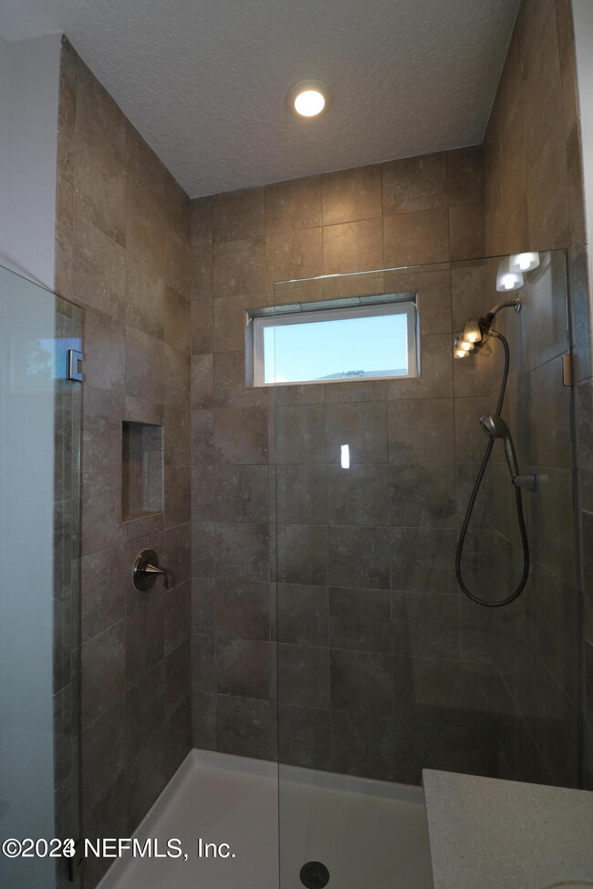 Building Photo - 11480 Gully Ct