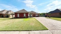 Building Photo - 117 Memory Lane