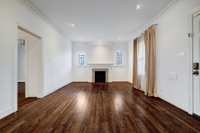 Building Photo - 2622 Westgate Dr