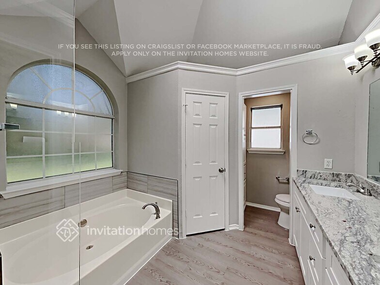 Building Photo - 7121 Timberlane Dr