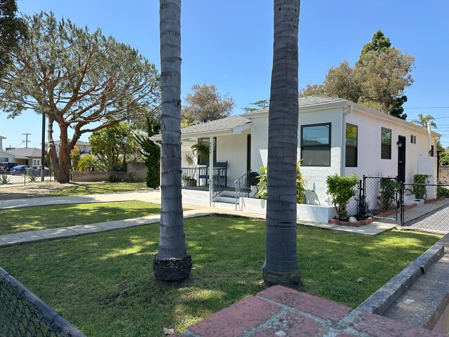 Front Yard - 4477 Harding Ave