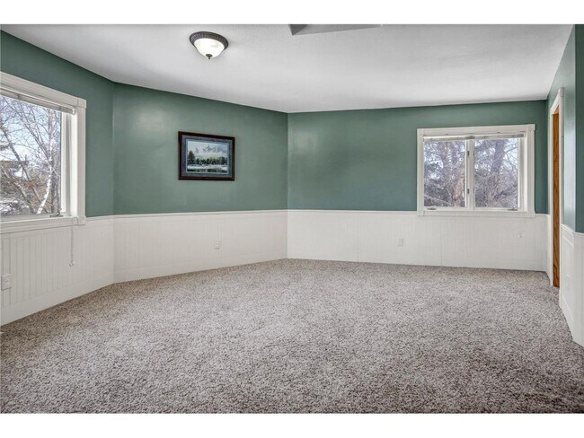 Building Photo - 1209 Lewis Ave SW