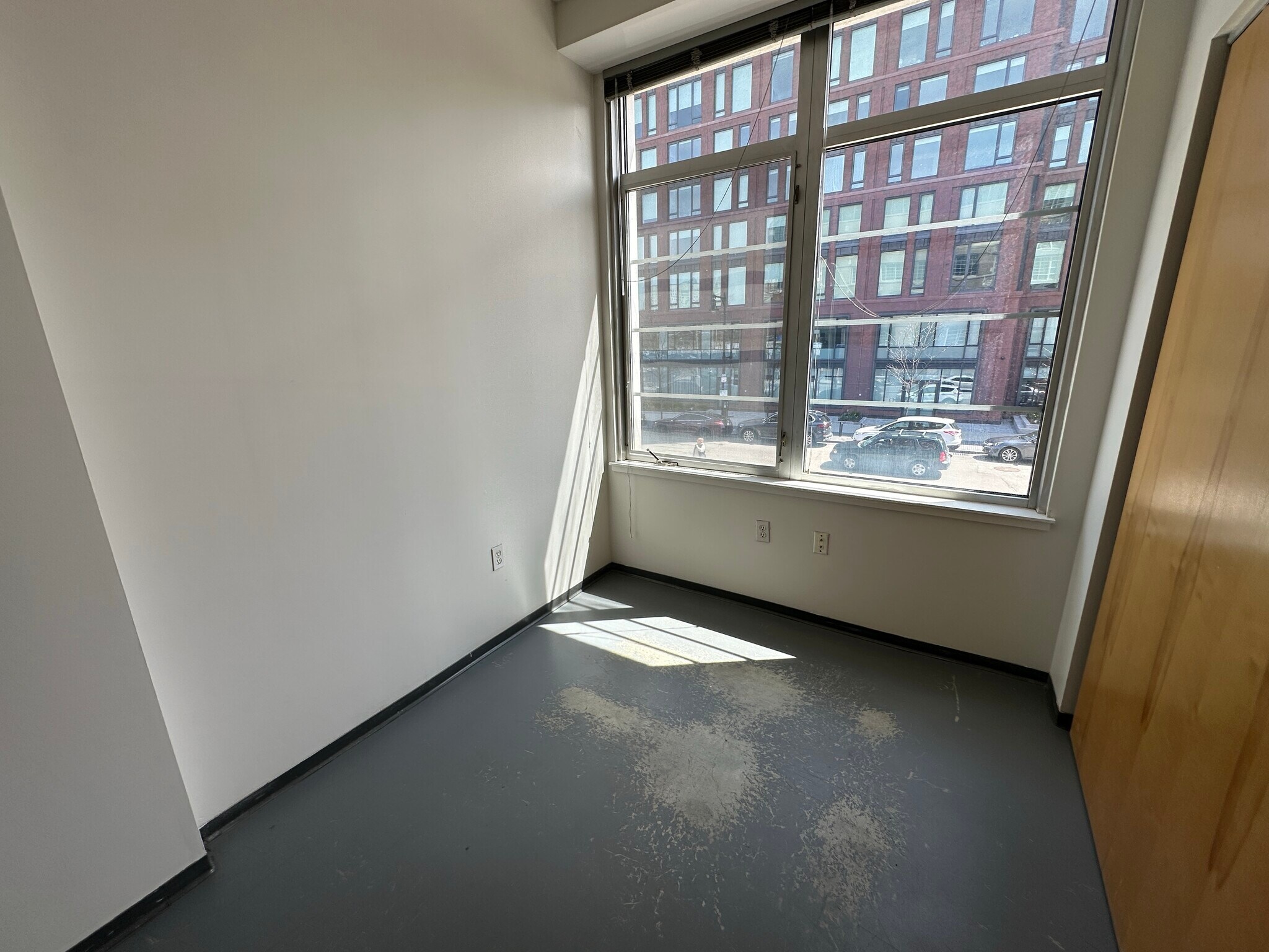 Building Photo - 117 E Berkeley St