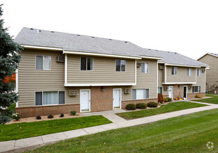 Building Photo - Shannon Glen Townhomes