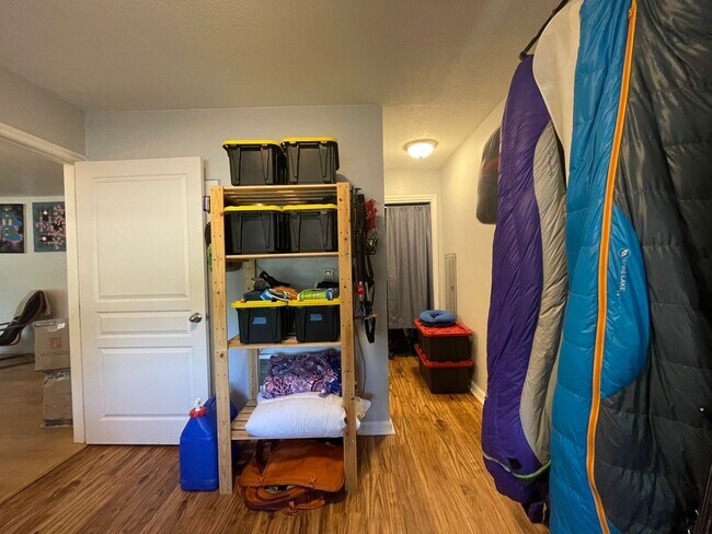 Building Photo - Charming S. Tabor 2 Bed + Bonus Room, 2 Ba...