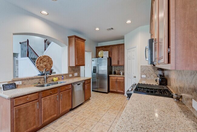Building Photo - 14014 Mohave Way Dr