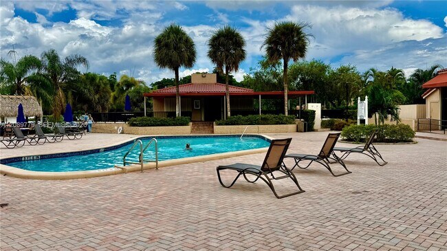 Building Photo - 9825 Costa Del Sol Blvd