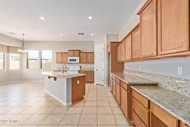 Building Photo - 13582 S 184th Ave