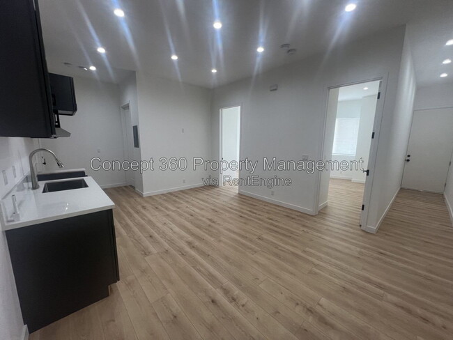 Building Photo - 5512 N Long Beach Blvd