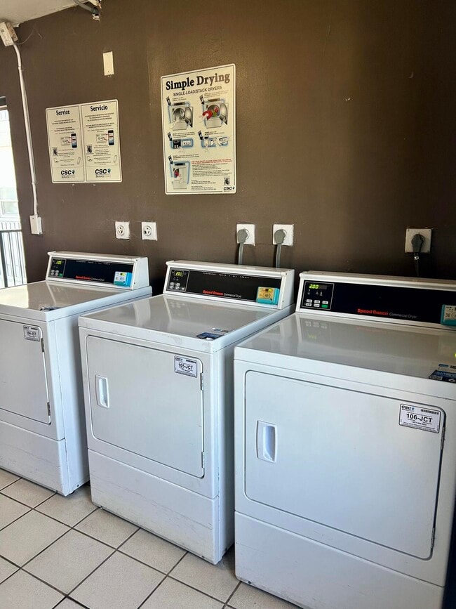 Building Photo - 8540 N Sherman Cir