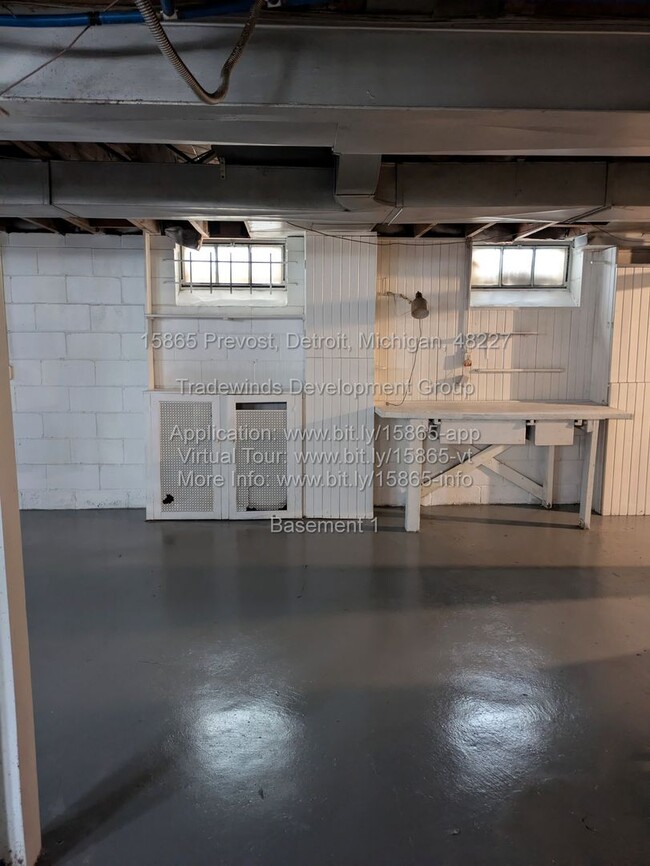 Building Photo - 15865 Prevost St
