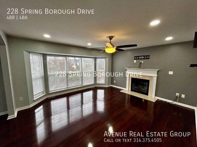 Building Photo - 228 Spring Borough Dr