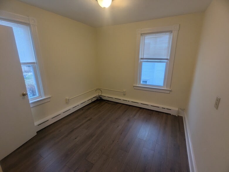 Building Photo - 110 Spring St