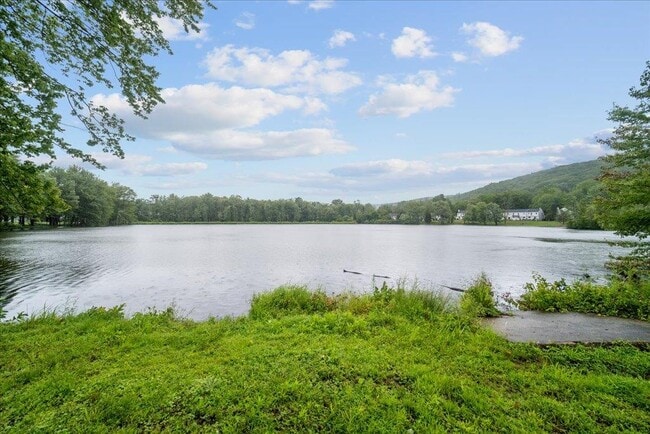 Building Photo - 152 Eagleton Dr
