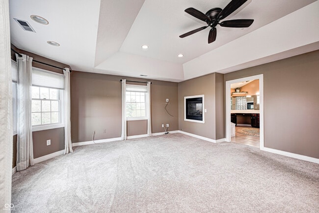 Building Photo - 2009 W 250 N